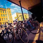 Sofia By The Railway Station Otel 3*