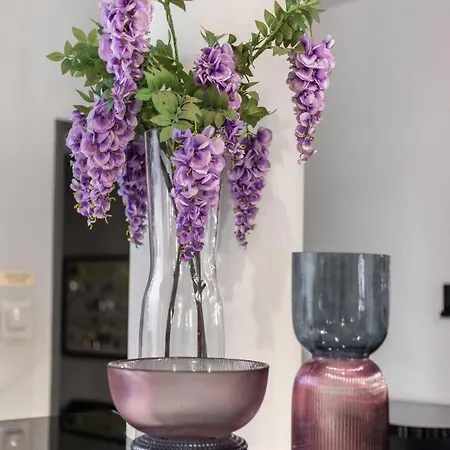 Sofia By The Railway Station Wrocław