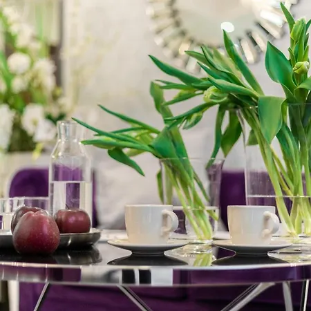 Sofia By The Railway Station Wrocław