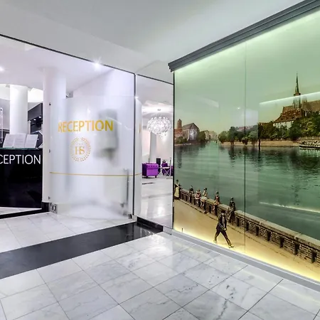 Sofia By The Railway Station Szálloda Wrocław