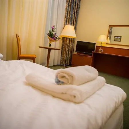 Sofia By The Railway Station Szálloda Wrocław