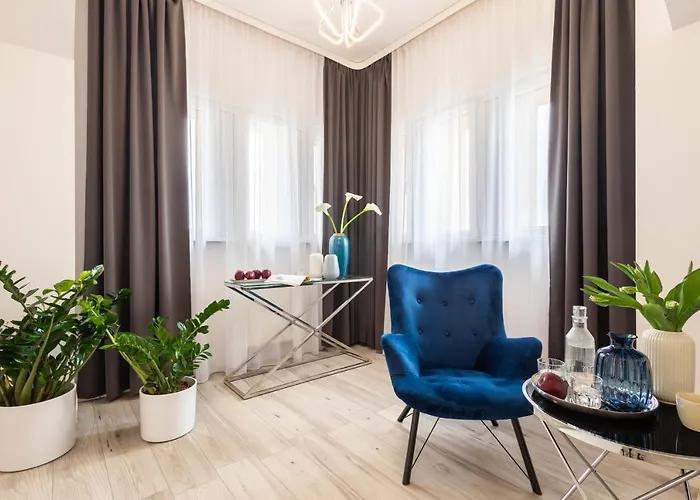 Sofia By The Railway Station Hotel