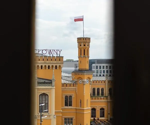 Hotel Sofia By The Railway Station 3*