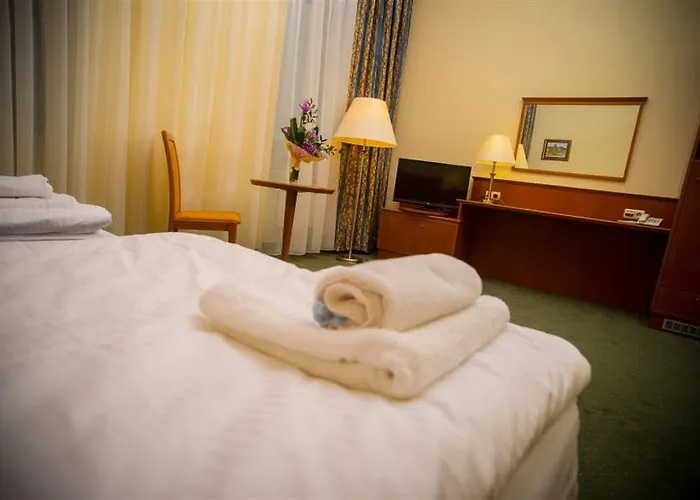 Sofia By The Railway Station Hotel Breslau