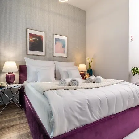 酒店 Sofia By The Railway Station 3*