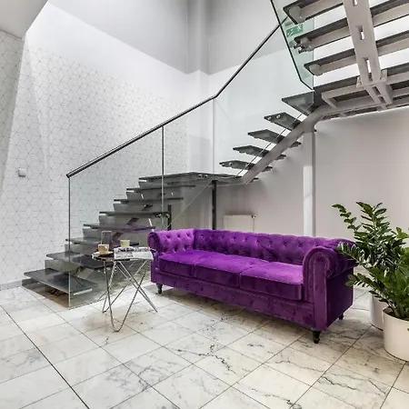 Sofia By The Railway Station 酒店