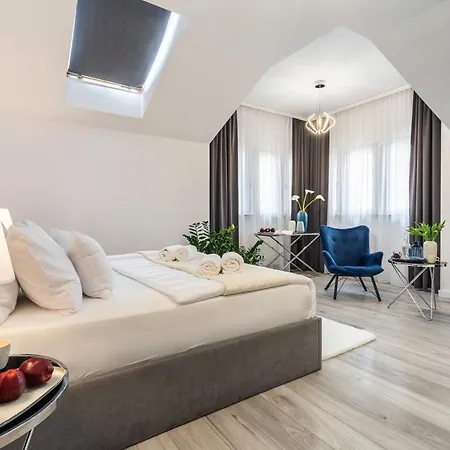 酒店 Sofia By The Railway Station 3*