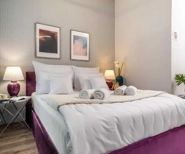 فندق Sofia By The Railway Station 3*