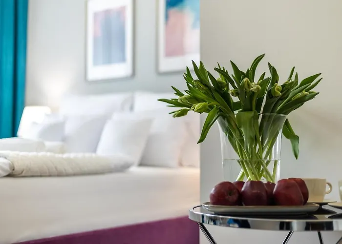 מלון Sofia By The Railway Station