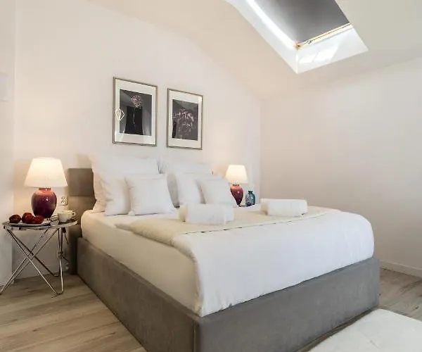 Sofia By The Railway Station 3*