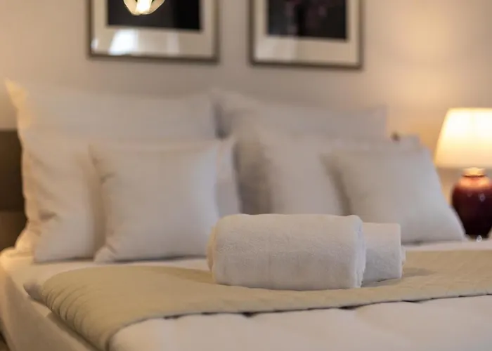 فندق Sofia By The Railway Station