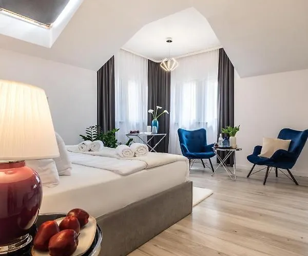 فندق Sofia By The Railway Station