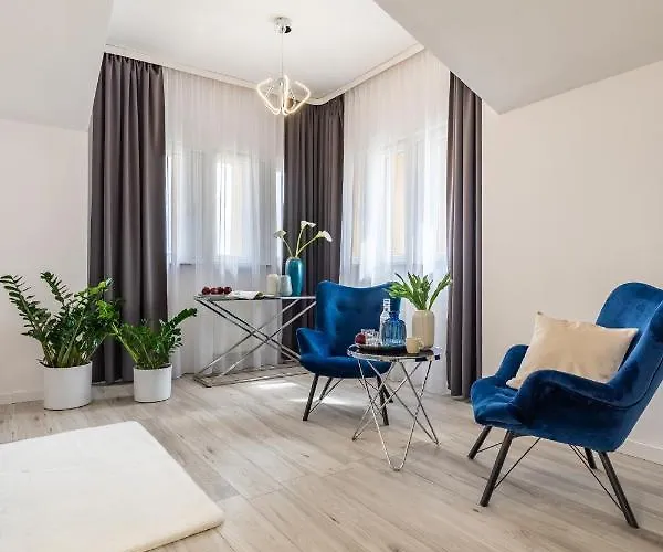 Sofia By The Railway Station מלון 3*